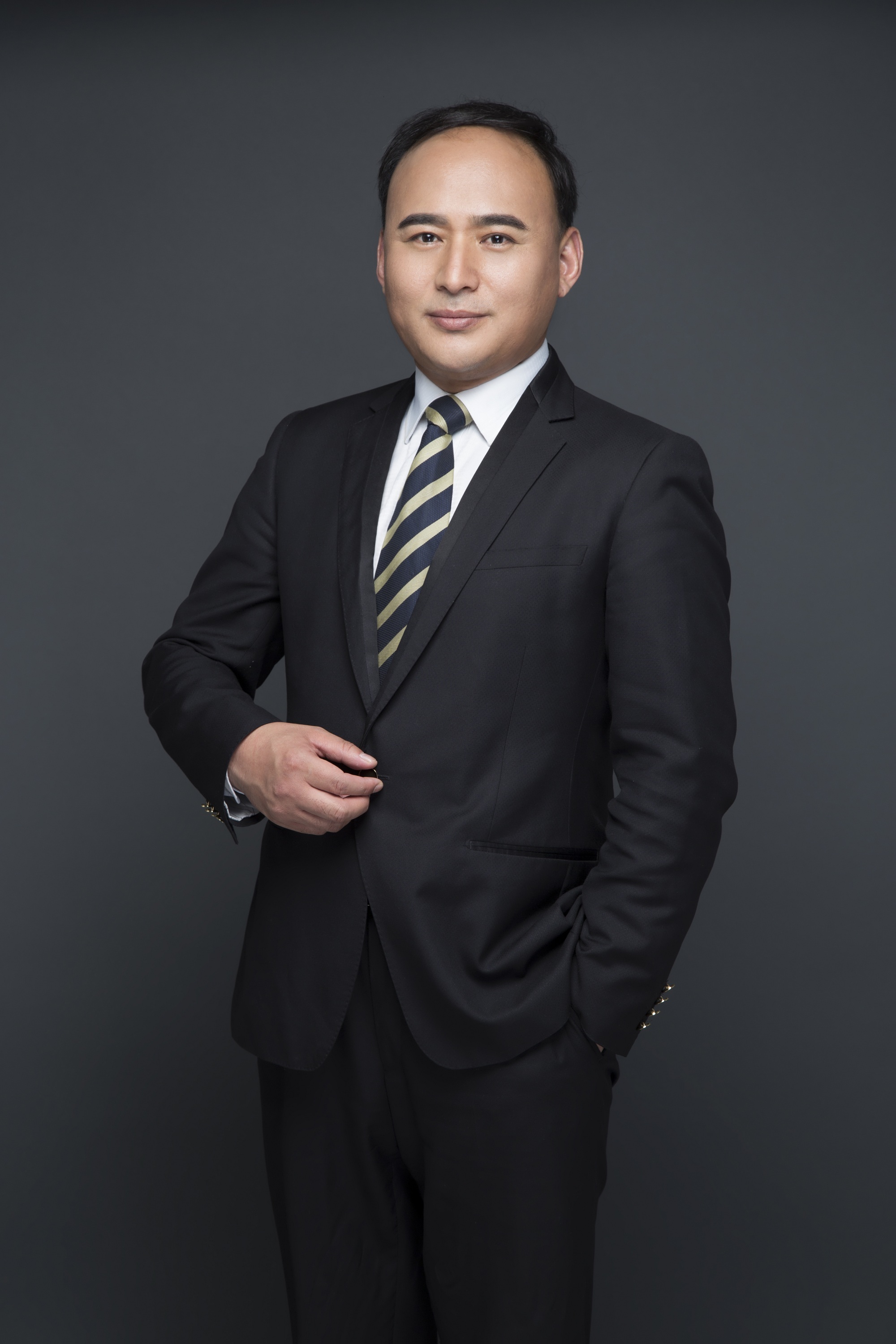 刘贤芝 调色与视觉增强负责人